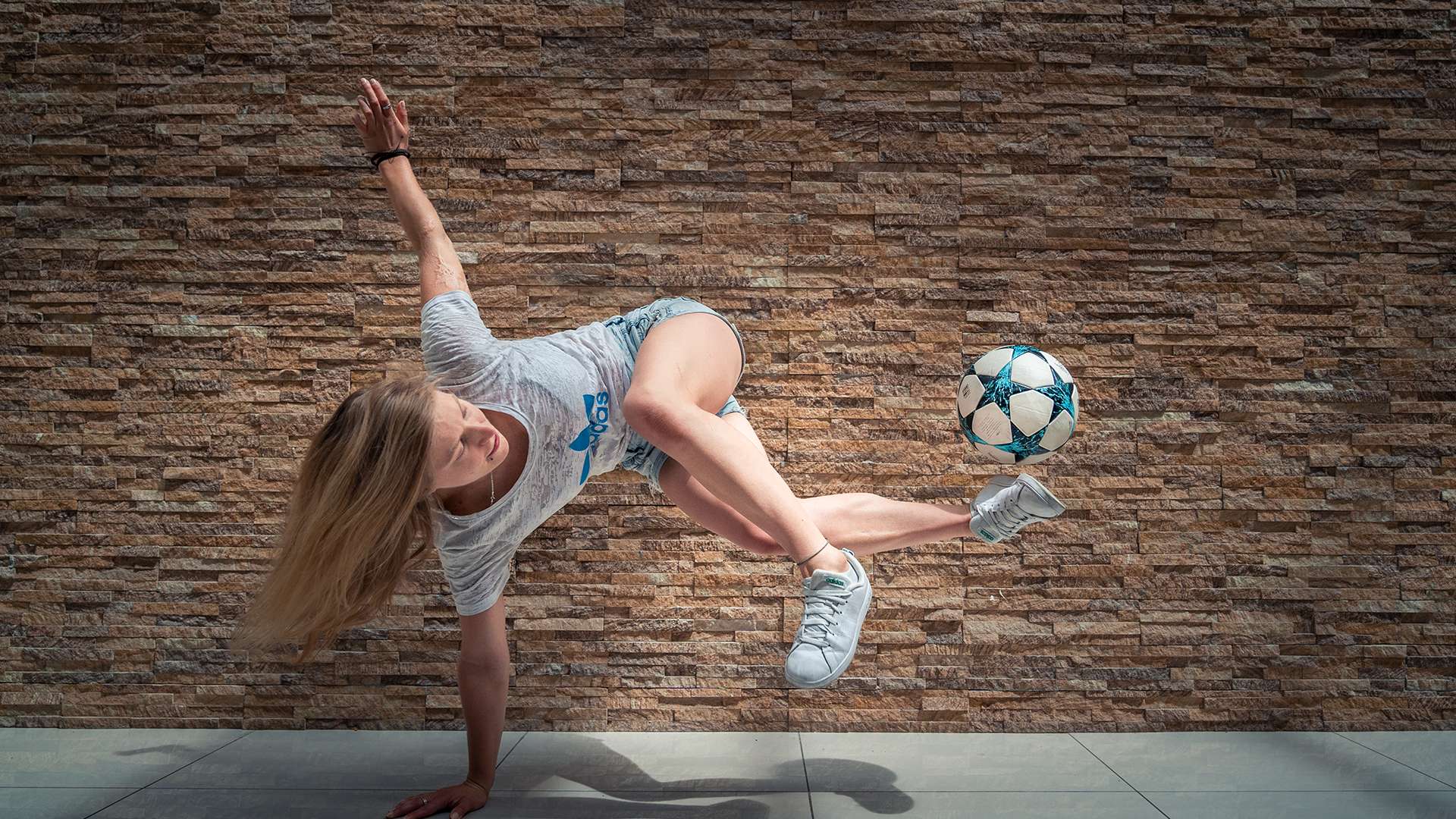 两队在本赛 两队在本赛