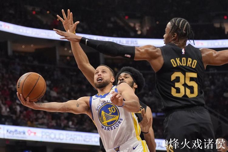 库里缺阵戴维斯12+10 勇士大胜活塞豪取4连胜 库里缺阵戴维斯12+10 勇士大胜活塞豪取4连胜