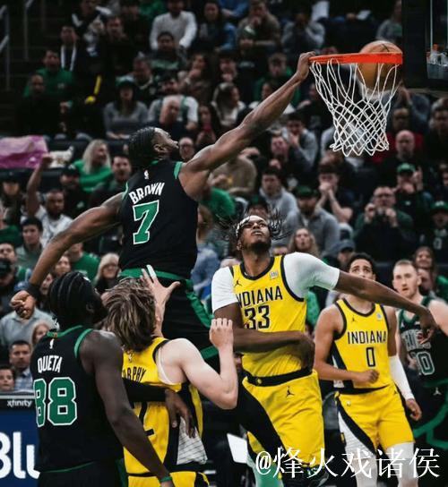 布朗44分绿军大胜步行者 尼克斯轻取魔术6连胜 布朗44分绿军大胜步行者 尼克斯轻取魔术6连胜